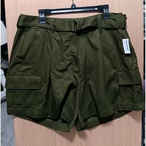 Old Navy Size 16 Olive‎ Green Ladies High-Waist Short  Cargo Belted